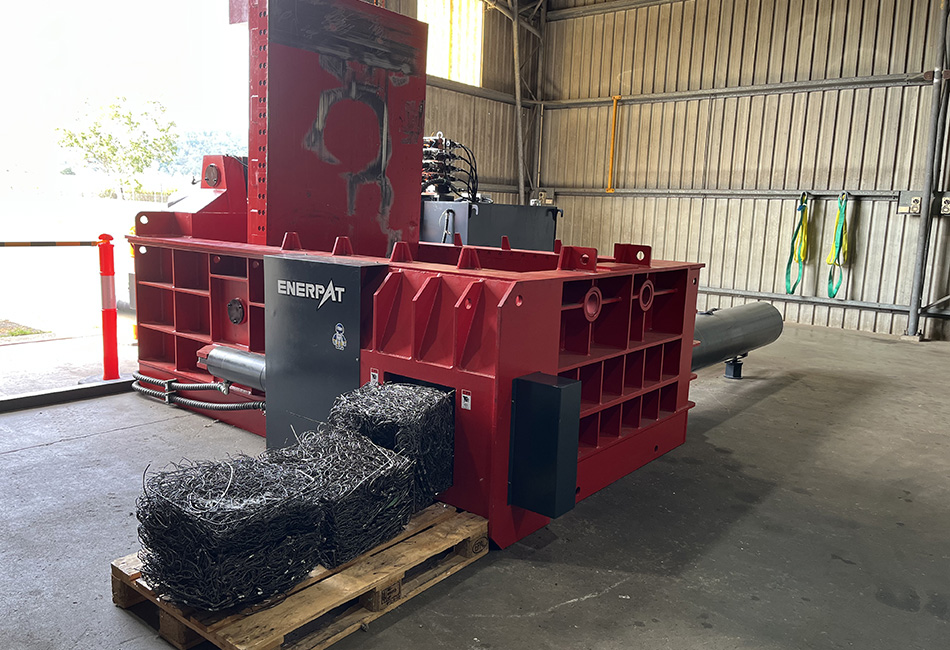metal recycling baler пресс-подборщик для переработки металла