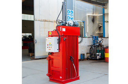 Вертикальный пресс-подборщик