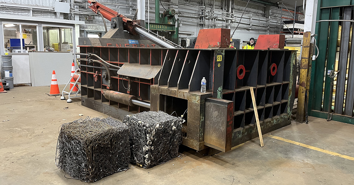 Уплотнитель металлолома 