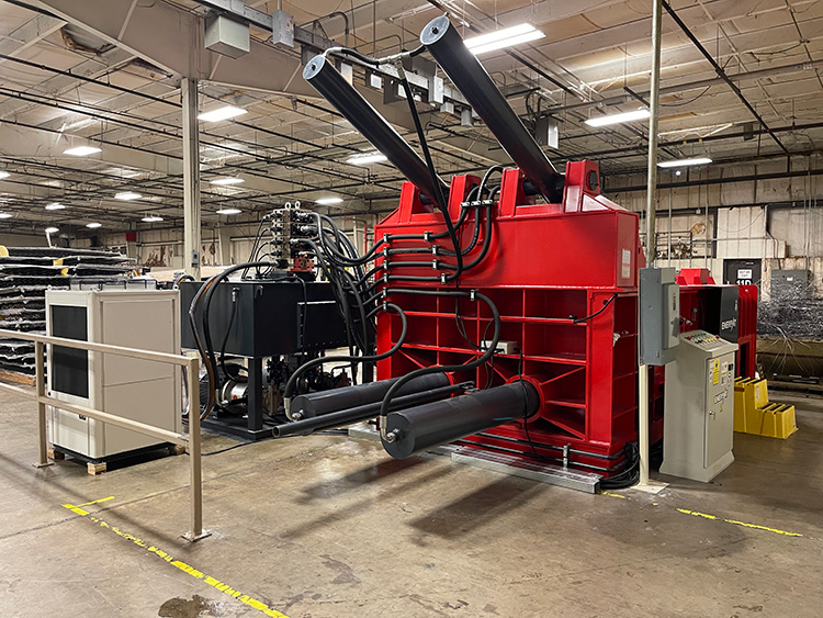 Пресс-подборщик металлолома