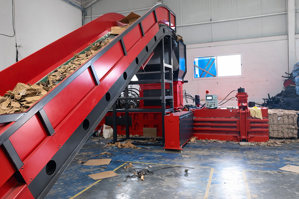 Продам горизонтальный пресс-подборщик картона