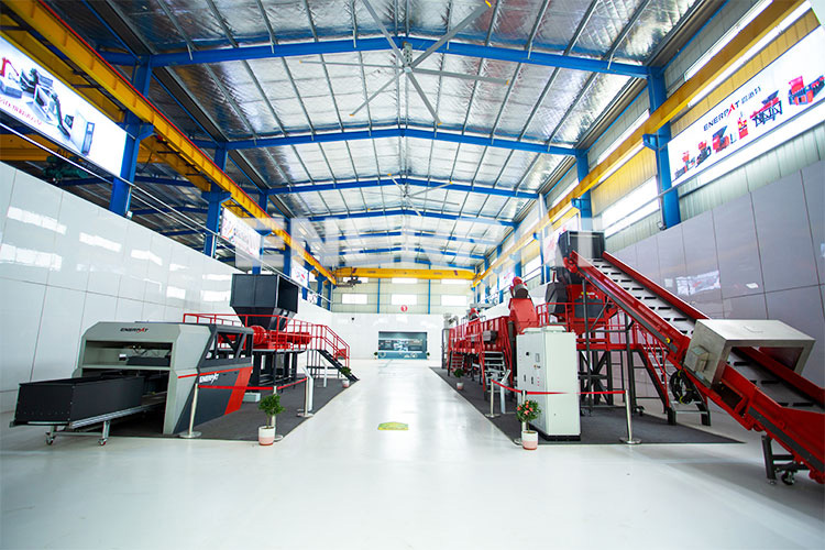  Металлическая измельчительная машина