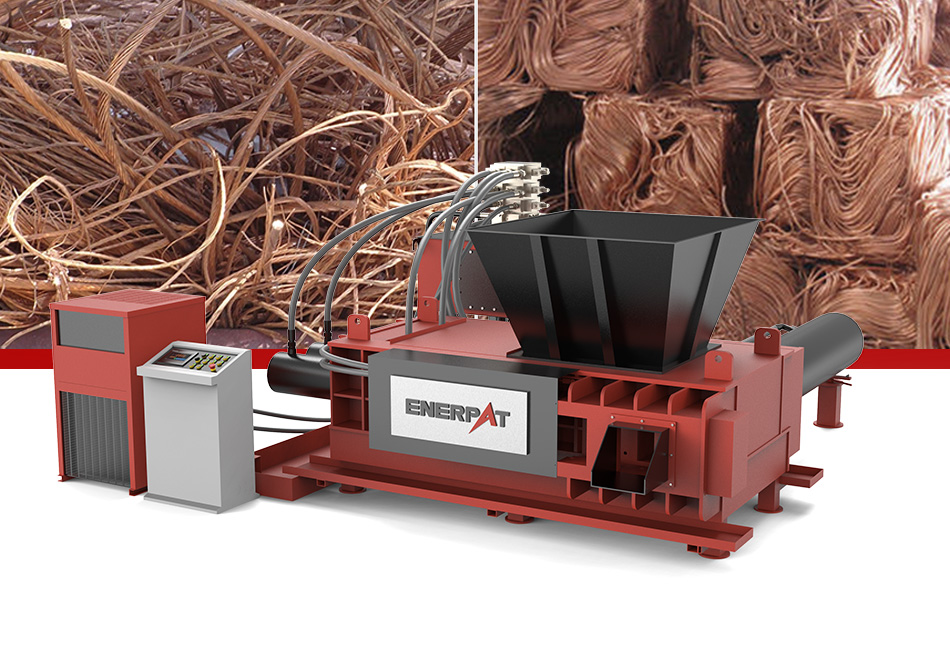 Металлический пресс-подборщик бункерного типа